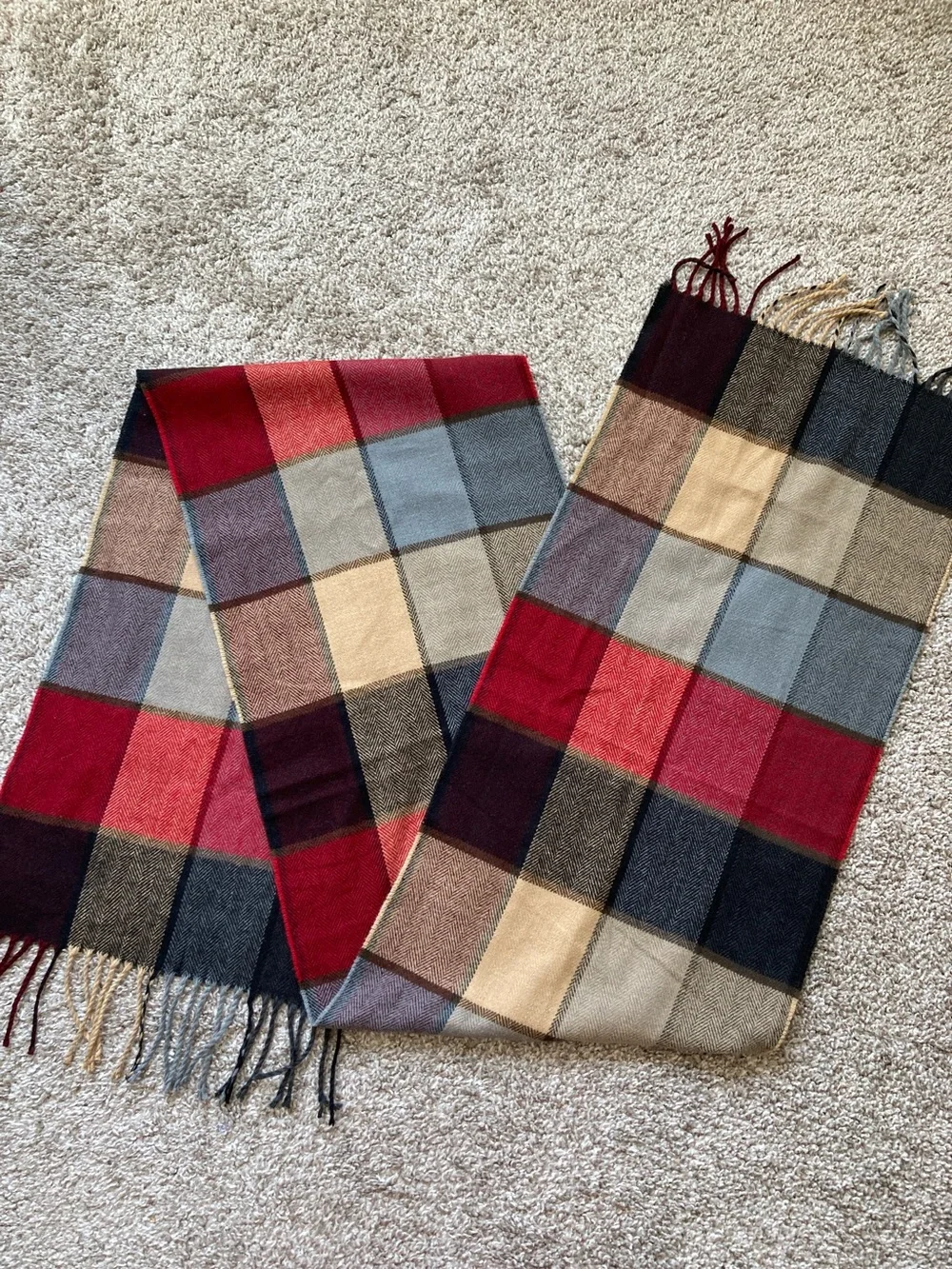 100% Cashmere Made in Germany Plaid Tartan Scarf Dark Academia Preppy fringe